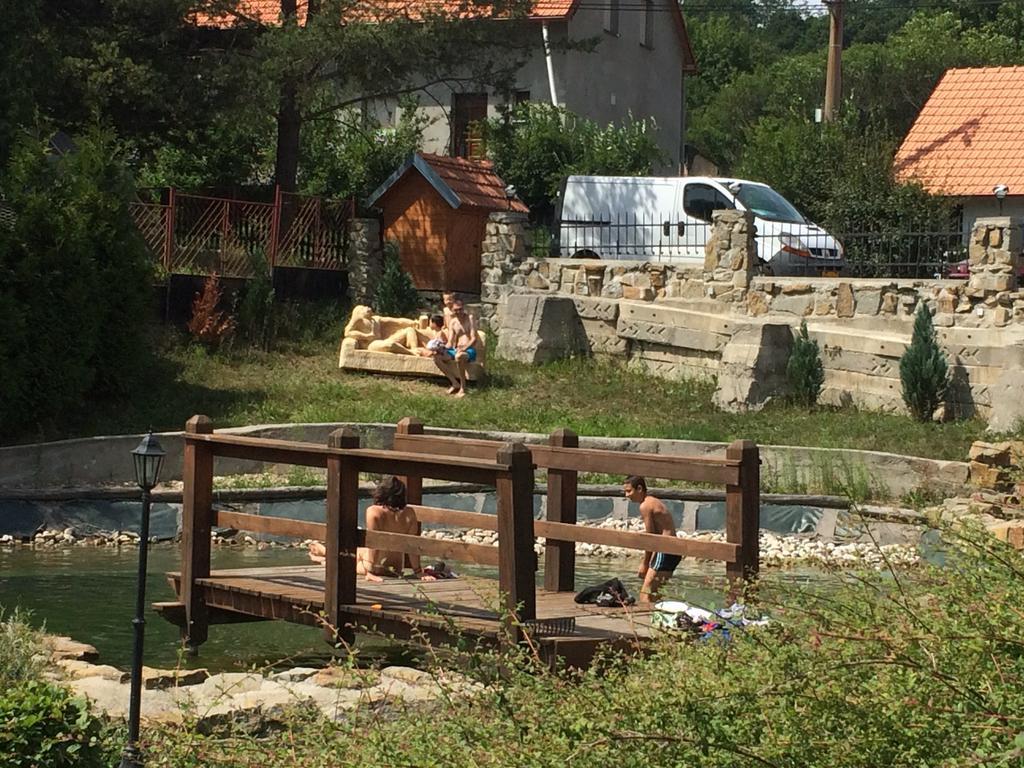Penzion U Cerneho Potoka Nová Lhota 외부 사진